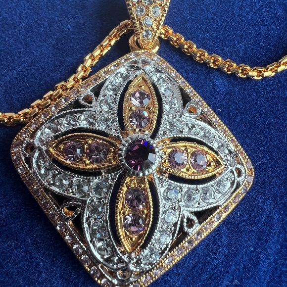 Camrose & Kross JBK Vintage Gold and Silver Pendant Necklace - Picture 3 of 3